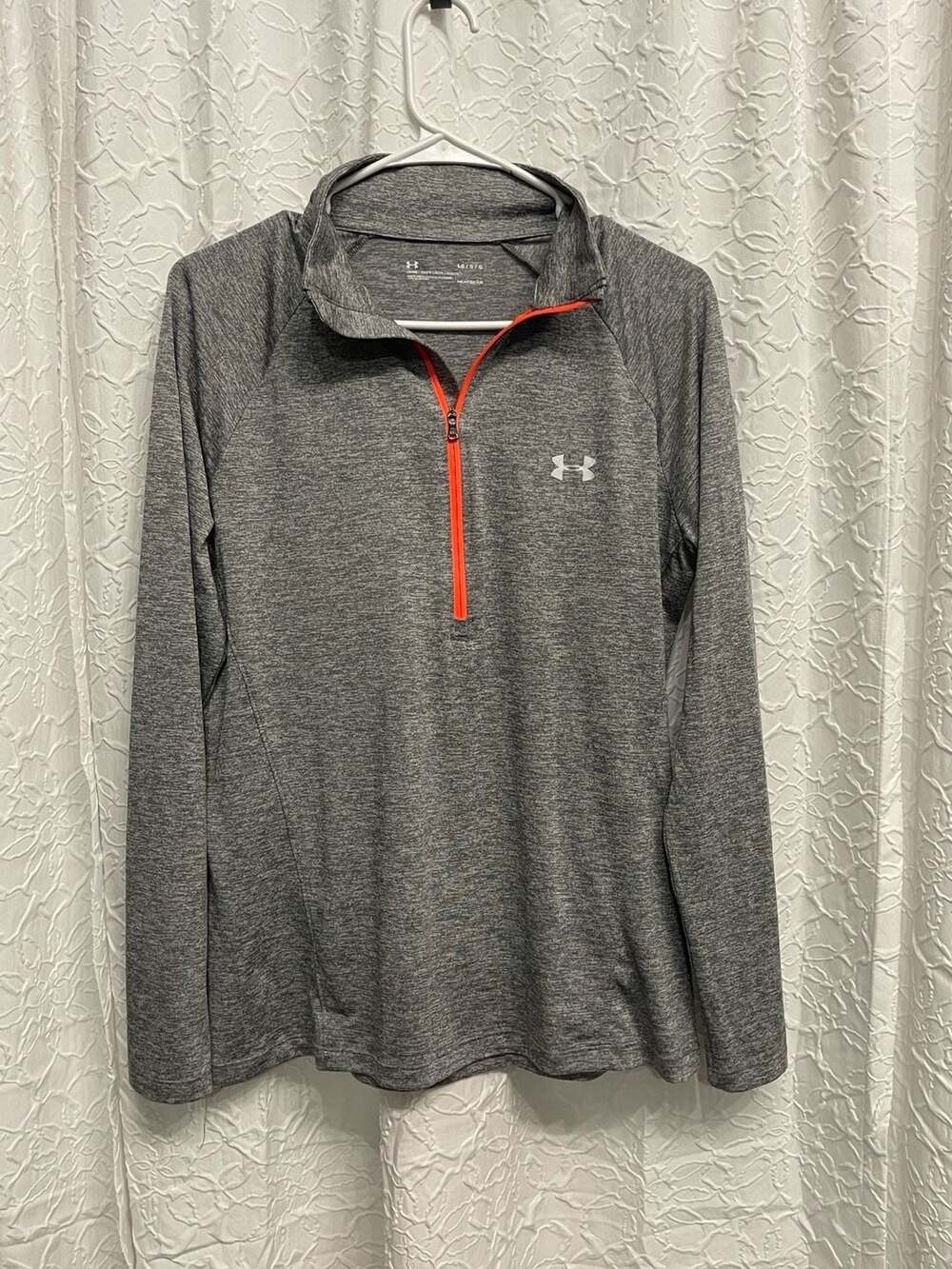Under Armour Tech Twist 1/2 Zip Long Sleeve Size LG Gray HeatGear